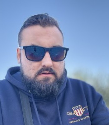 Slika profila Momak od akcije