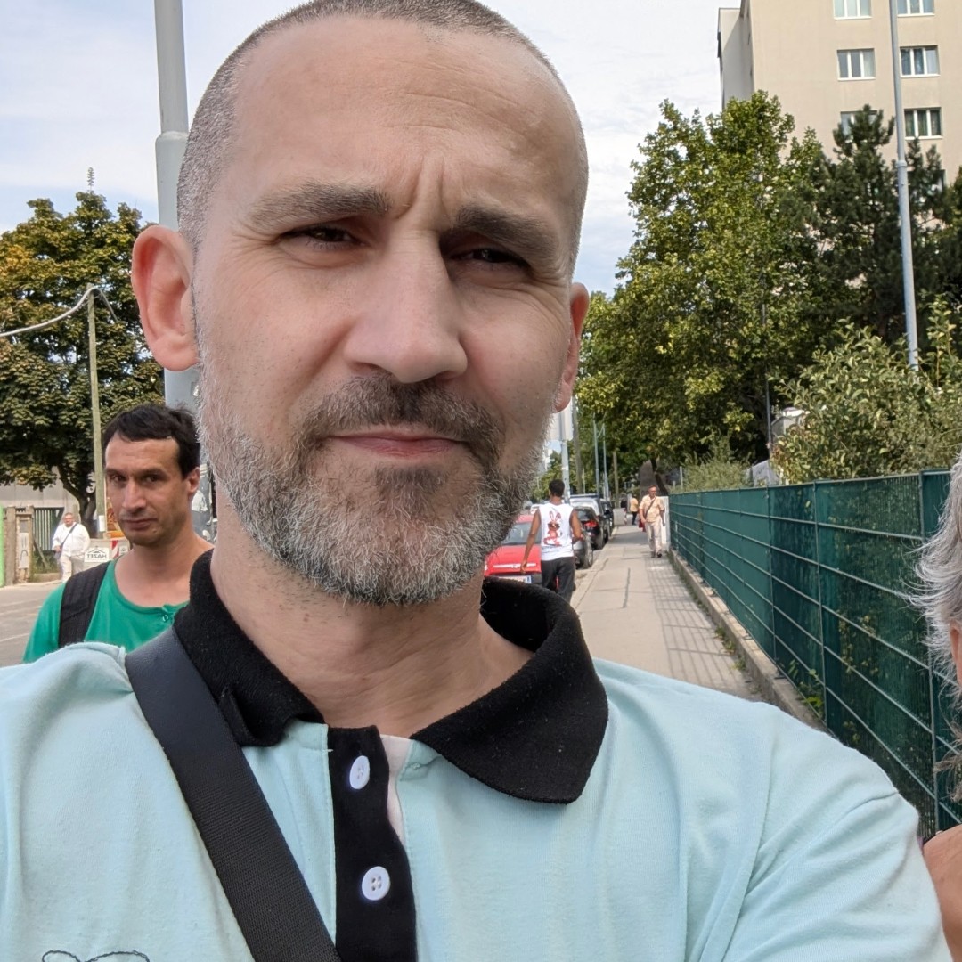 pxl_20250829_123337092