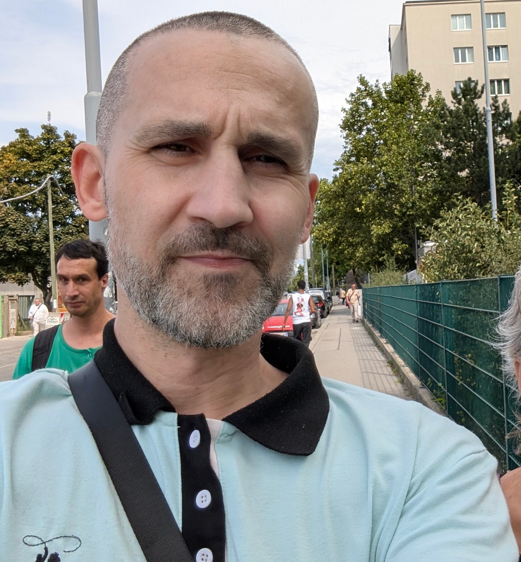 PXL_20250829_123337092